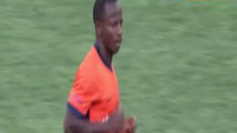 激情对决！热火主场迎战老鹰：火花四溅，谁能领跑这场狂飙得分战？